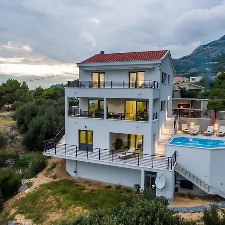 빌라 Shine Veliko Brdo (Makarska)