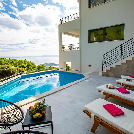 Shine 빌라 Veliko Brdo (Makarska)